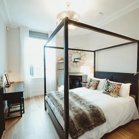 Ch1 Boutique Stays-3